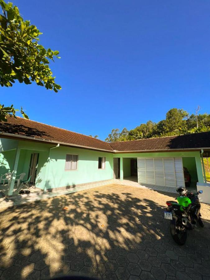 Casa Ampla Ha 8 Minutos Do Centro Villa Pomerode Exterior photo